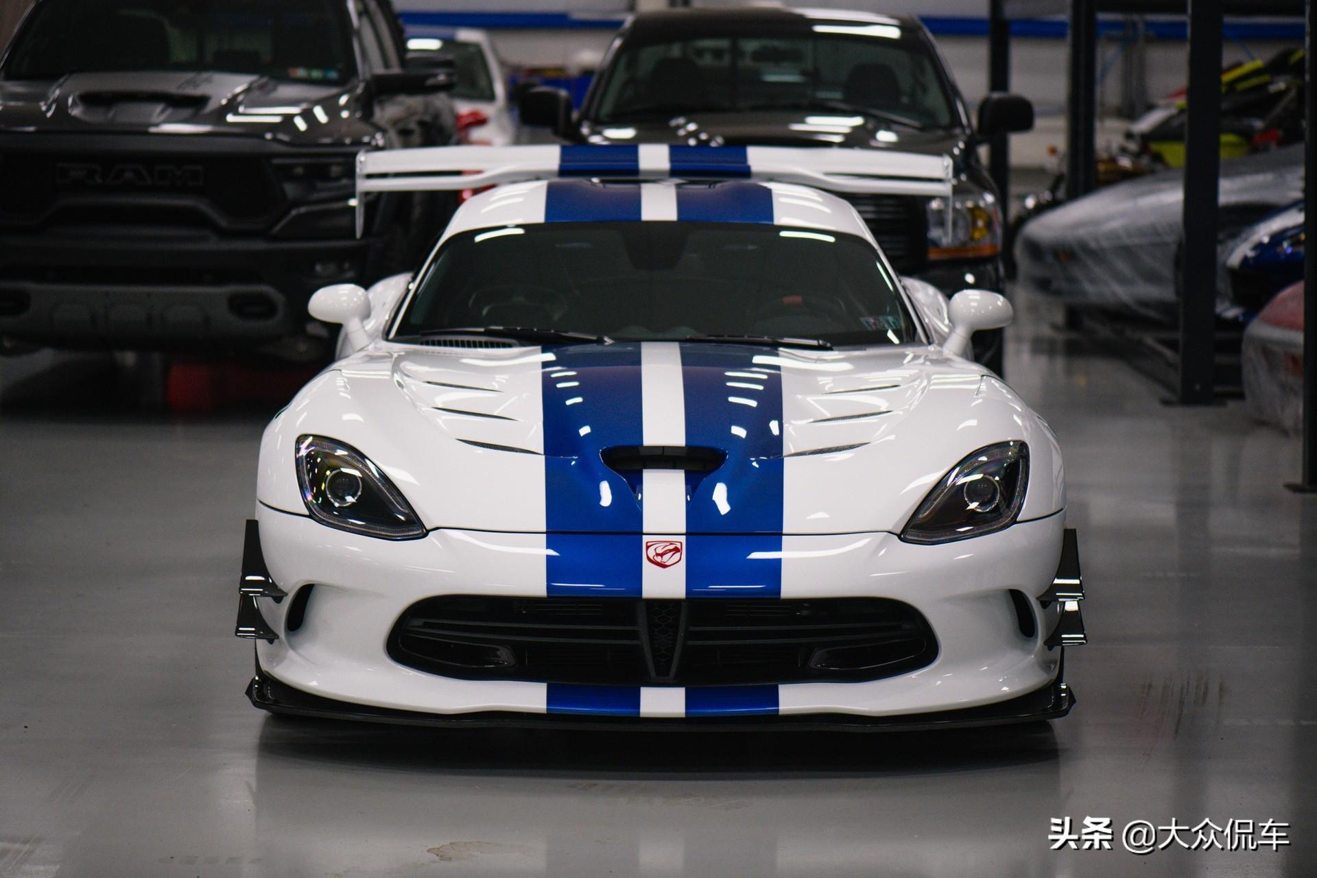 道奇蝰蛇(viper)_道奇蝰蛇游戏手机_topgear道奇蝰蛇