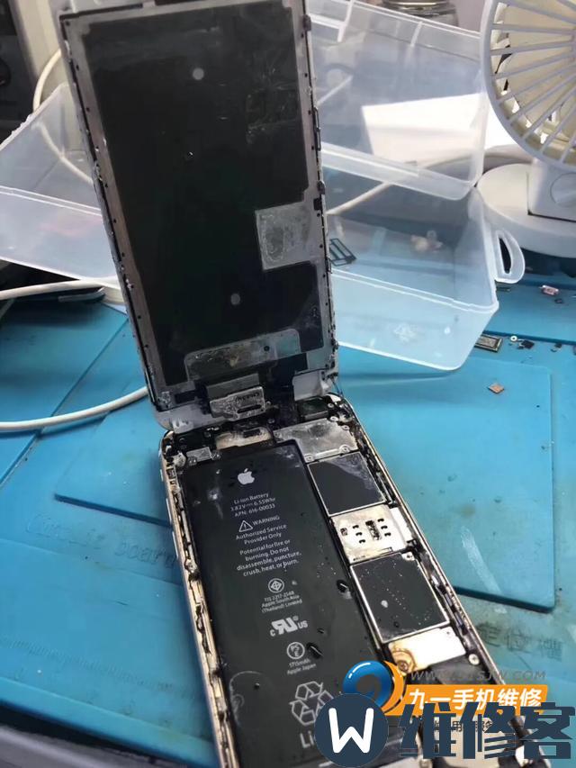 苹果11手机防水吗_防水苹果手机怎么发广告信息_防水苹果手机是哪款