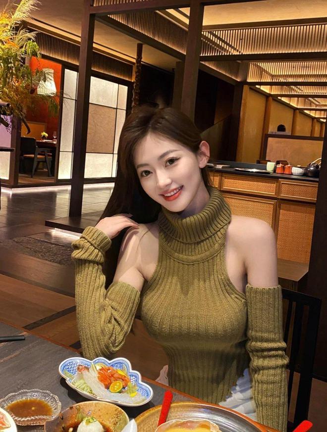 有没有好玩的美女养成手游_养成美女类手机游戏有哪些_美女养成类手机游戏
