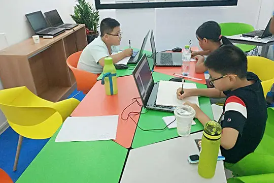 格子战斗手机游戏大全_手机格子战斗游戏_格子战斗手机游戏怎么玩